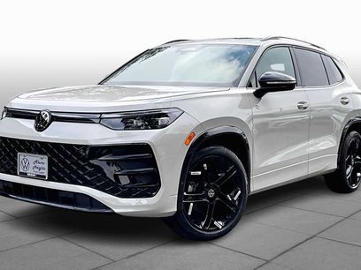 New 2026 Volkswagen Tiguan SE R-Line