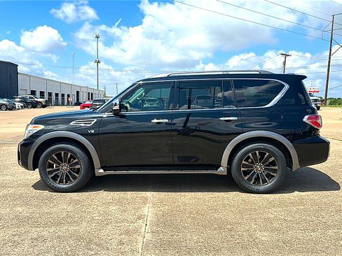 Used 2018 Nissan Armada Platinum RWD image 5
