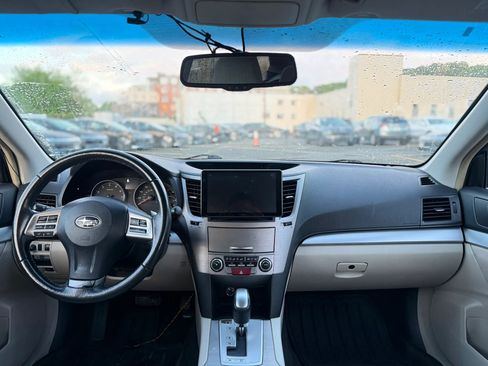Used 2013 Subaru Outback 2.5i Premium w/ All-Weather Pkg AWD/4WD image 27