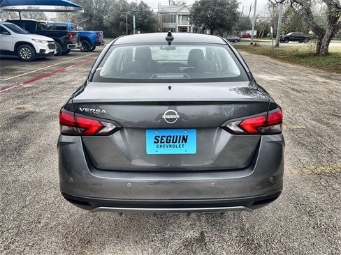 Used 2025 Nissan Versa SV image 31