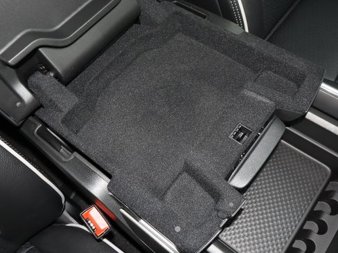 New 2026 RAM 1500 Laramie w/ Night Edition image 34