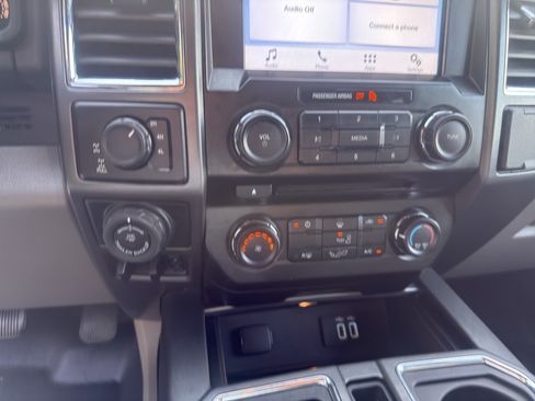 Used 2016 Ford F150 XLT w/ Equipment Group 301A Mid AWD/4WD image 16