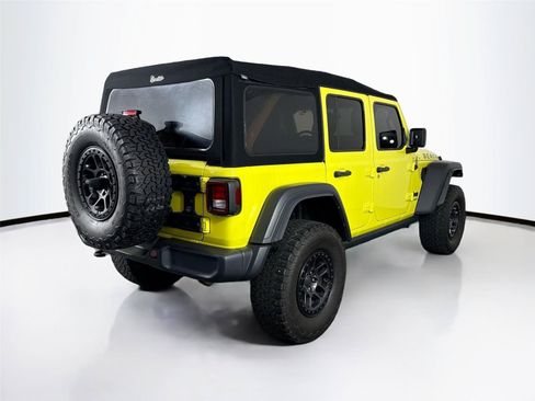 Used 2022 Jeep Wrangler Unlimited Sport w/ Xtreme Recon 35" Tire Package AWD/4WD image 2