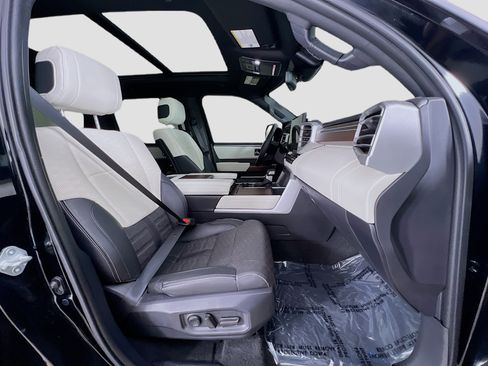 Used 2024 Toyota Tundra Capstone image 30