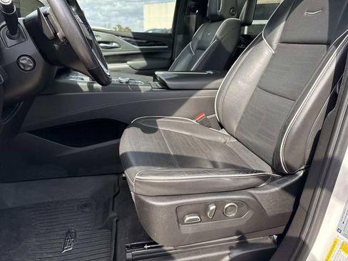 Used 2021 Cadillac Escalade ESV Sport w/ Driver Assist Tech Package RWD image 19