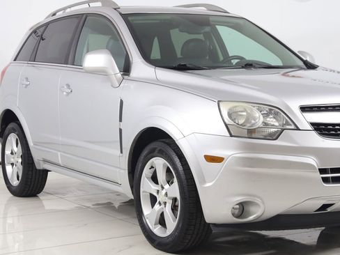 Used 2014 Chevrolet Captiva Sport LT w/ Convenience Package FWD image 30