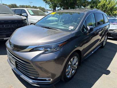 Used 2024 Toyota Sienna Platinum