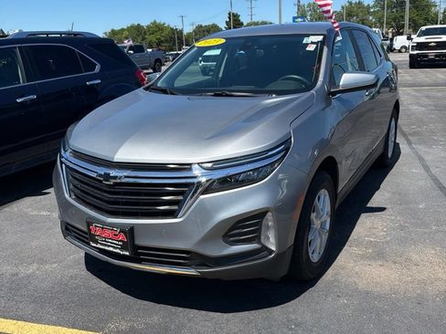 Used 2023 Chevrolet Equinox LT AWD/4WD image 3