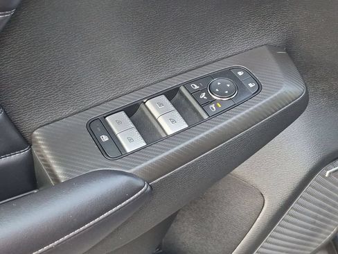 Used 2025 Mitsubishi Outlander SEL AWD/4WD image 13