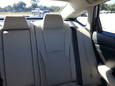 Used 2024 Honda Accord EX-L image 14