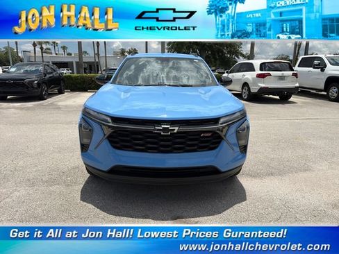 Used 2024 Chevrolet Trax RS w/ Driver Confidence Package FWD image 16