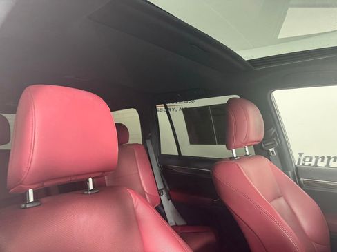 Used 2023 Lexus GX 460 Premium image 34