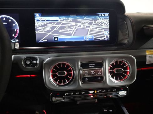 Used 2025 Mercedes-Benz G 63 AMG 4MATIC image 31