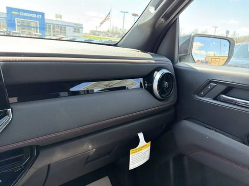 New 2026 Chevrolet Colorado Z71 w/ Technology Package AWD/4WD image 23