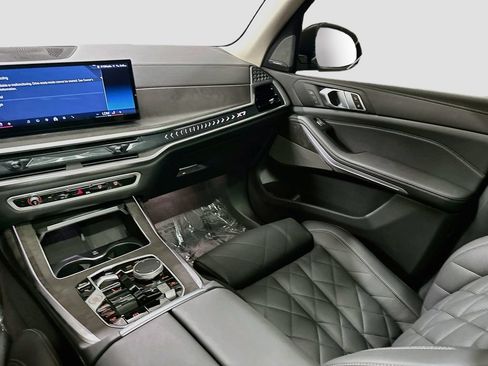 Used 2024 BMW X7 xDrive40i AWD/4WD image 24