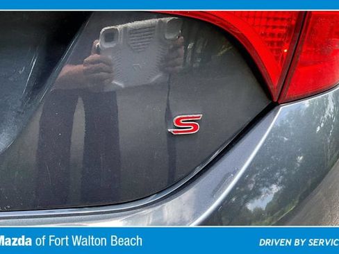 Used 2016 Toyota Corolla S FWD image 21
