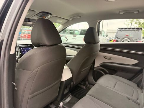 Used 2022 Hyundai Tucson SE AWD/4WD image 28