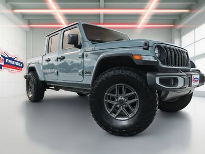 Used 2024 Jeep Gladiator Sport