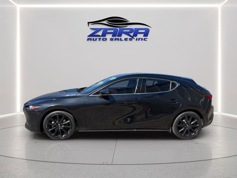 Used 2020 MAZDA MAZDA3 AWD Hatchback w/ Premium Pkg image 4