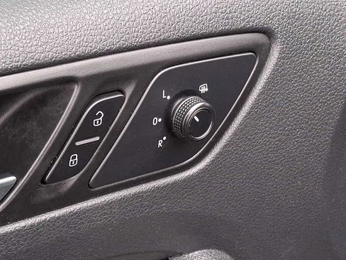 Used 2017 Volkswagen Jetta S image 26