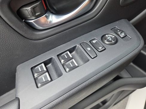 Used 2023 Honda Pilot EX-L image 8