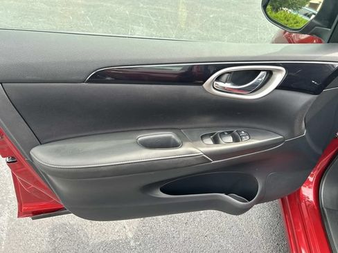 Used 2019 Nissan Sentra SV FWD image 19
