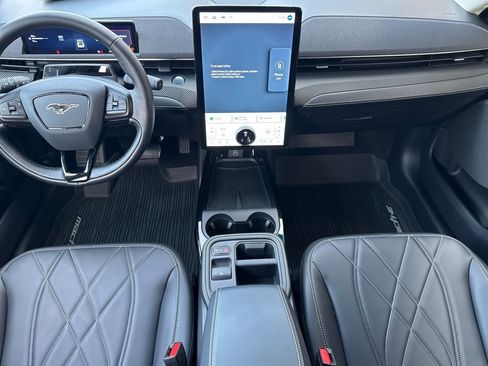 Certified 2025 Ford Mustang Mach-E Select w/ Comfort Package Lite image 14