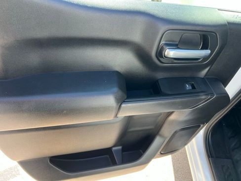 Used 2025 Chevrolet Silverado 1500 W/T RWD image 16