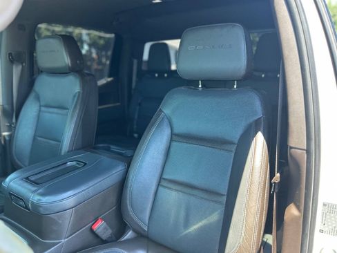 Used 2019 GMC Sierra 1500 Denali AWD/4WD image 17
