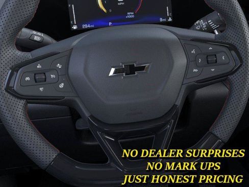 New 2026 Chevrolet Trax RS w/ Sunroof Package FWD image 19