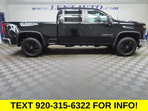 Used 2025 Chevrolet Silverado 2500 LT AWD/4WD image 2