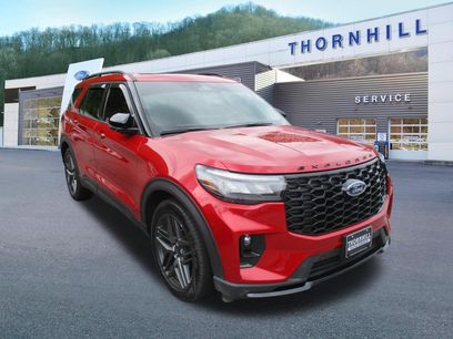 Used 2025 Ford Explorer ST w/ Sun And Sound Package
