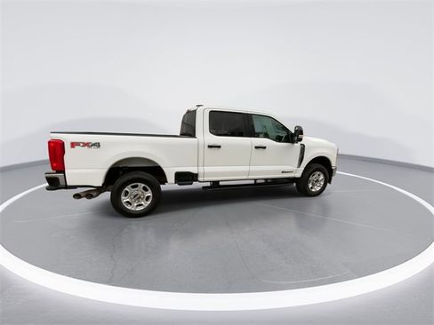 Used 2025 Ford F250 XLT w/ FX4 Off-Road Package image 9