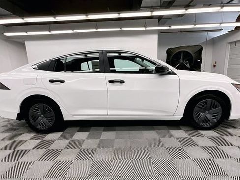 New 2027 Nissan Sentra S w/ Floor Mat Package FWD image 19