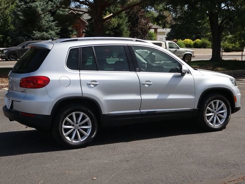 Used 2017 Volkswagen Tiguan Wolfsburg Edition AWD/4WD image 4