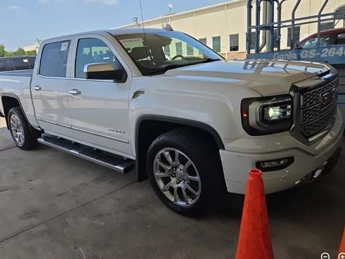 Used 2017 GMC Sierra 1500 Denali AWD/4WD image 5