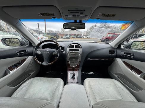 Used 2011 Lexus ES 350 image 25
