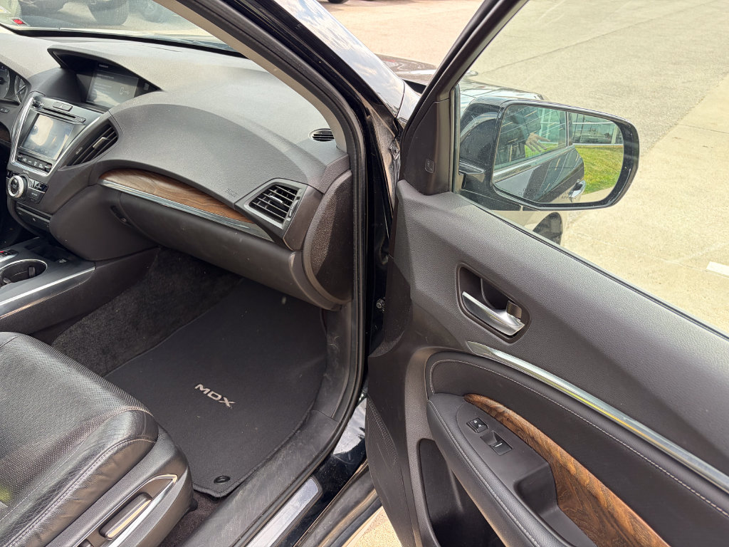 Used 2019 Acura MDX w/ Tech & Entertainment Pkg AWD/4WD image 18