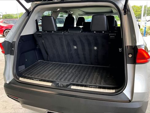 Used 2024 Toyota Grand Highlander FWD image 34