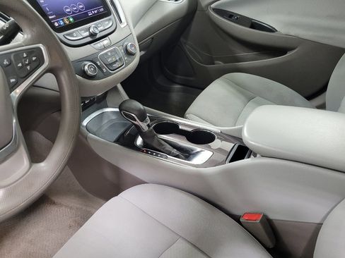 Used 2022 Chevrolet Malibu LS FWD image 26