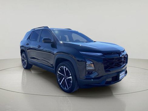 Used 2026 Chevrolet Equinox RS w/ Safety and Technology Package AWD/4WD image 1
