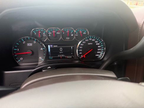Used 2015 Chevrolet Silverado 2500 High Country w/ Duramax Plus Package AWD/4WD image 43