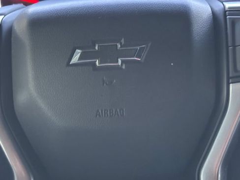 Used 2021 Chevrolet Silverado 1500 LT Trail Boss w/ Convenience Package II AWD/4WD image 13