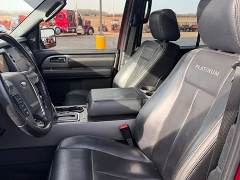 Used 2017 Ford Expedition EL Platinum image 10
