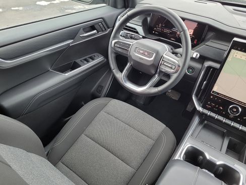 Used 2025 GMC Acadia Elevation image 14