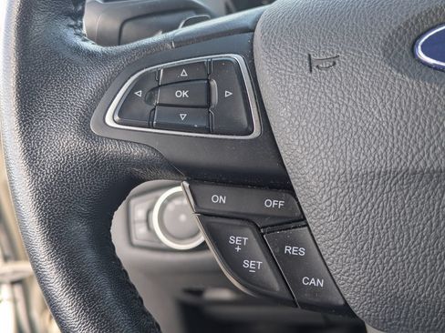 Used 2017 Ford Escape Titanium AWD/4WD image 20