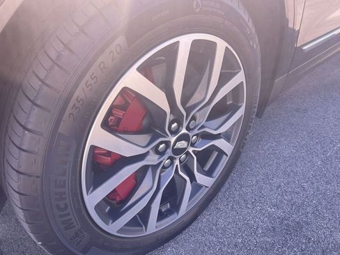 Certified 2023 Cadillac XT5 Sportv w/ Technology Package image 2