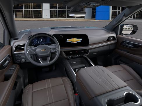 New 2026 Chevrolet Suburban High Country AWD/4WD image 15