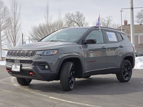 Used 2024 Jeep Compass Trailhawk image 21
