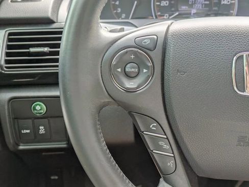 Used 2015 Honda Accord EX-L image 17